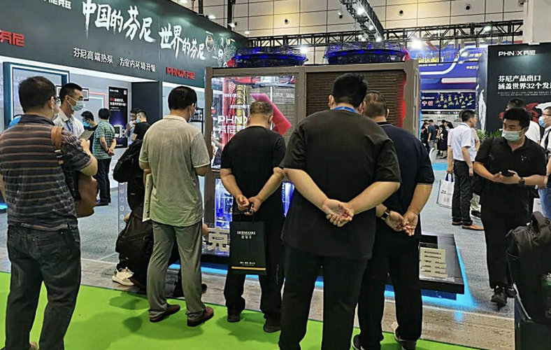 【山東】國際供熱展：芬尼克茲熱泵技術(shù)更節(jié)能、更舒適、更高端